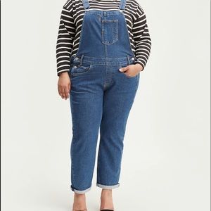 LEVIS plus size OVERALLS